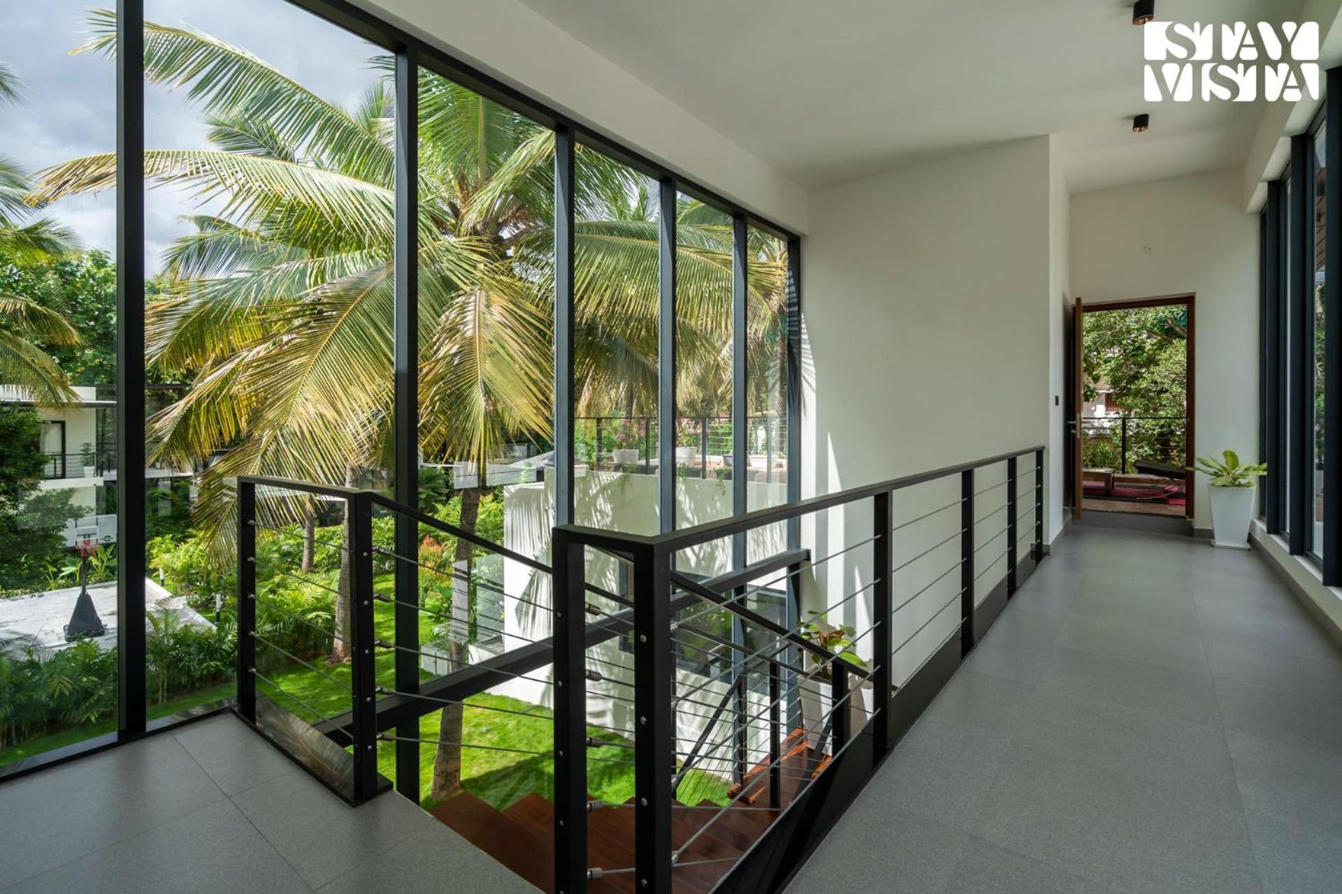 Stayvista At M Villa With Breakfast Included Bangalore Extérieur photo