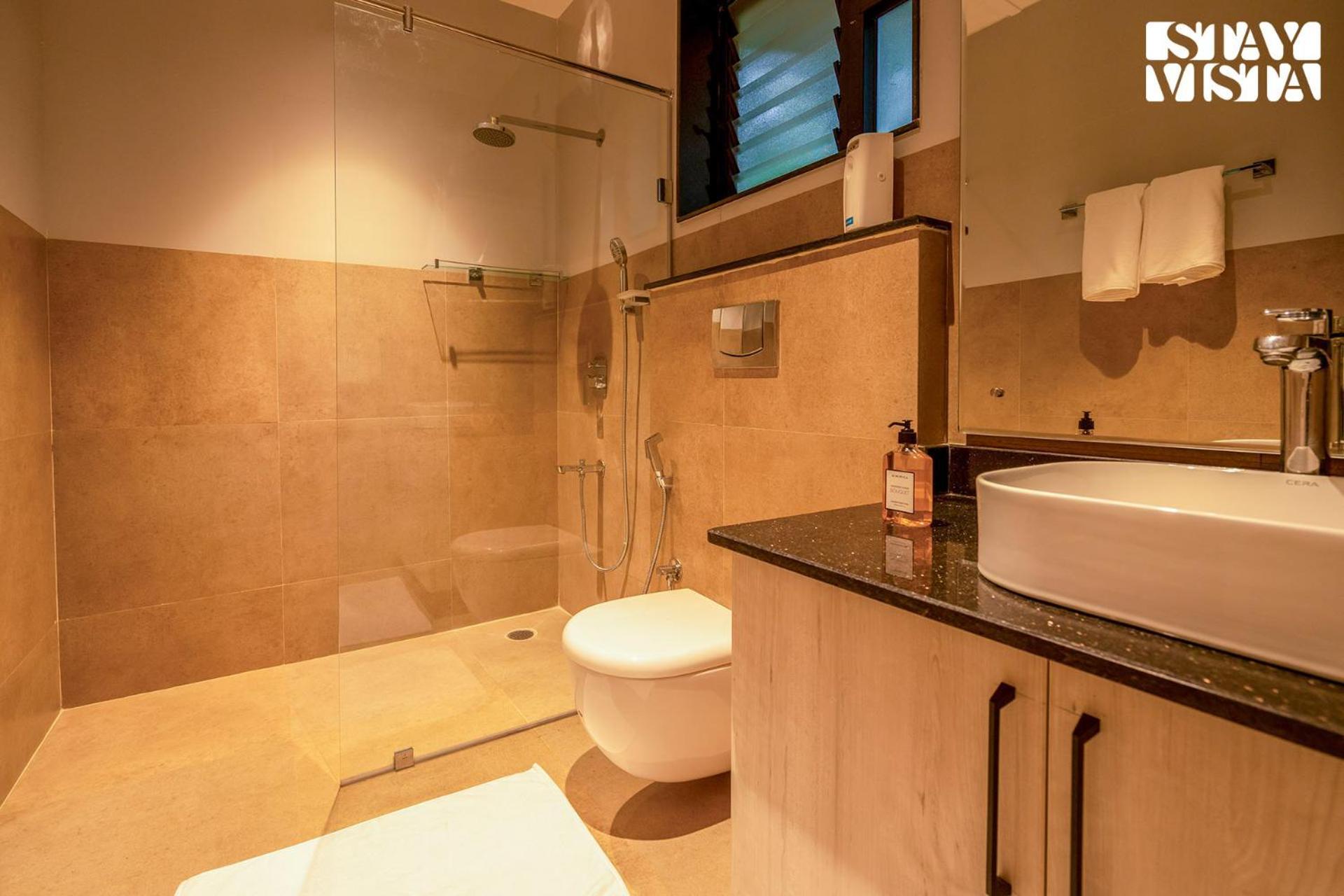 Stayvista At M Villa With Breakfast Included Bangalore Extérieur photo