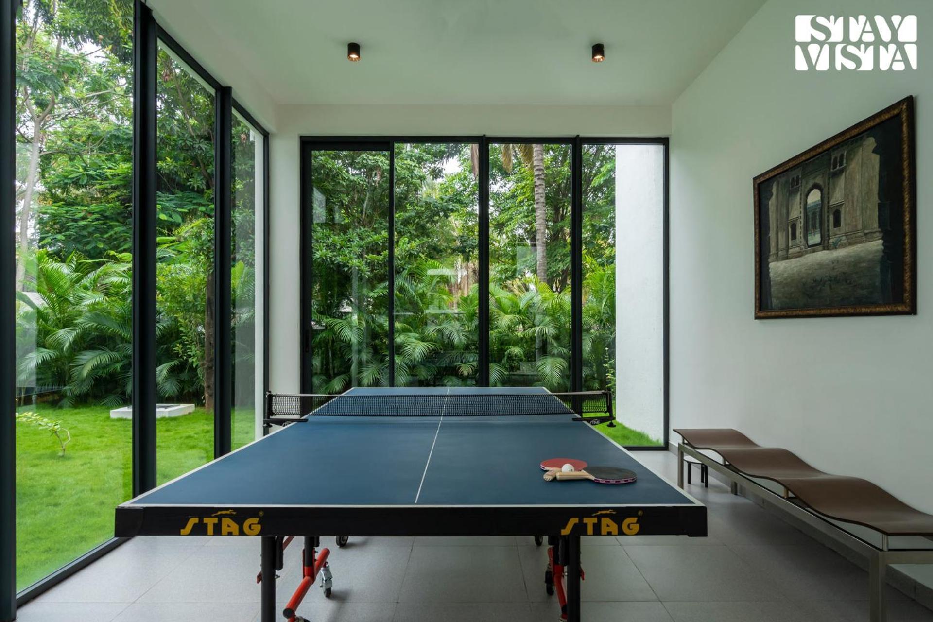 Stayvista At M Villa With Breakfast Included Bangalore Extérieur photo