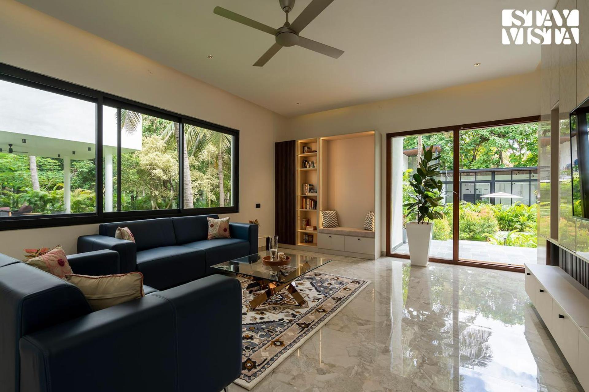 Stayvista At M Villa With Breakfast Included Bangalore Extérieur photo