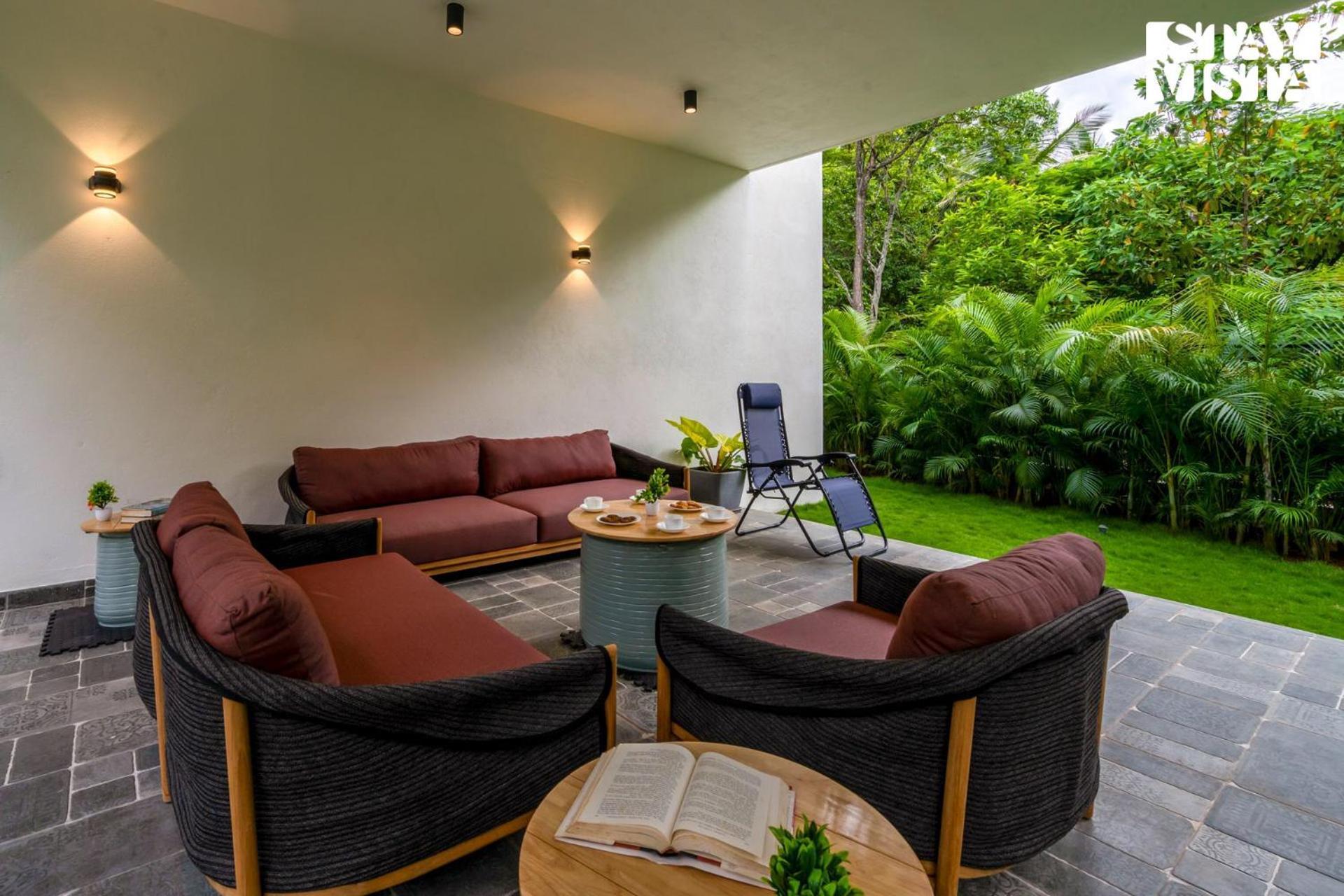 Stayvista At M Villa With Breakfast Included Bangalore Extérieur photo
