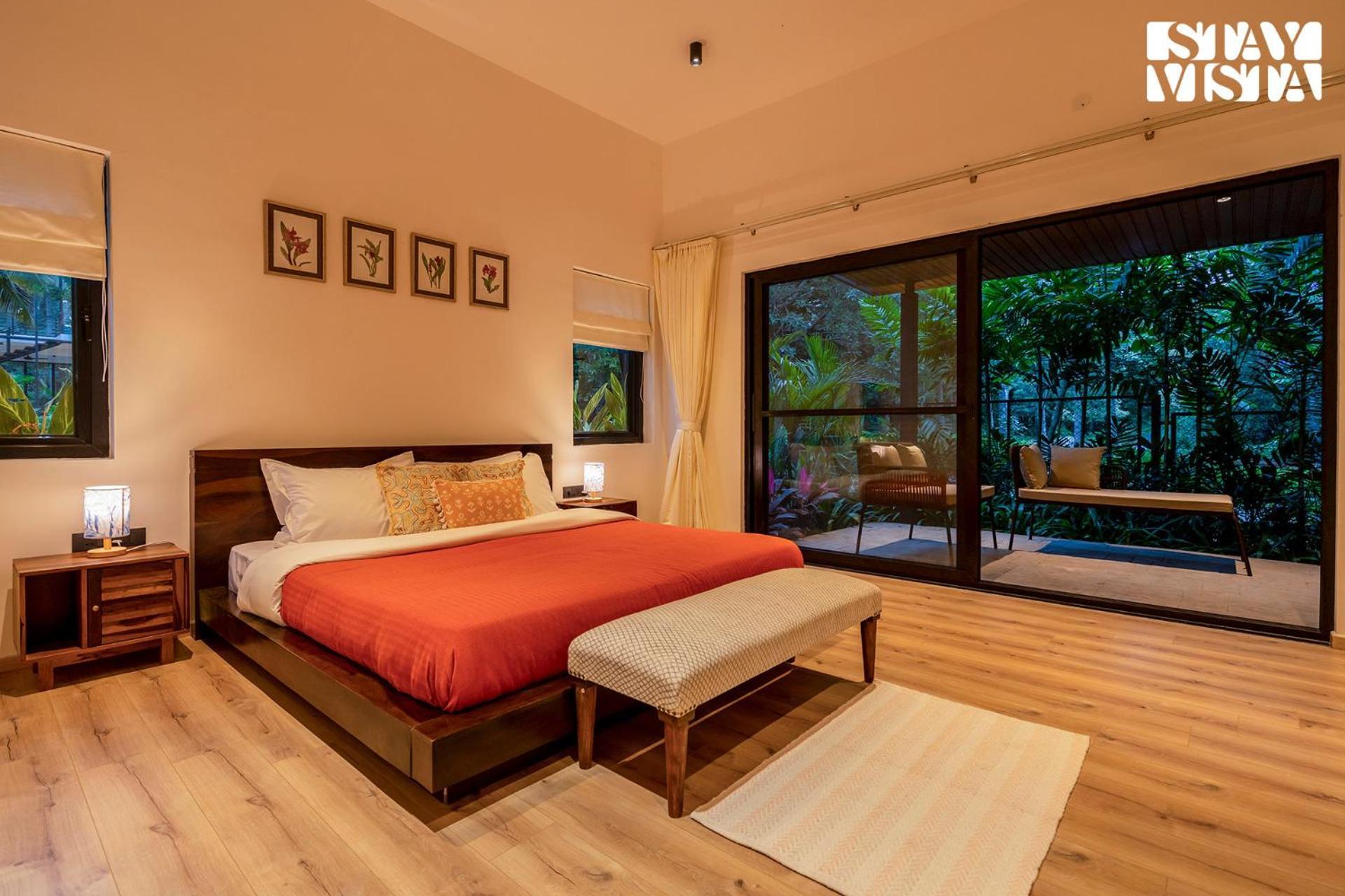 Stayvista At M Villa With Breakfast Included Bangalore Extérieur photo